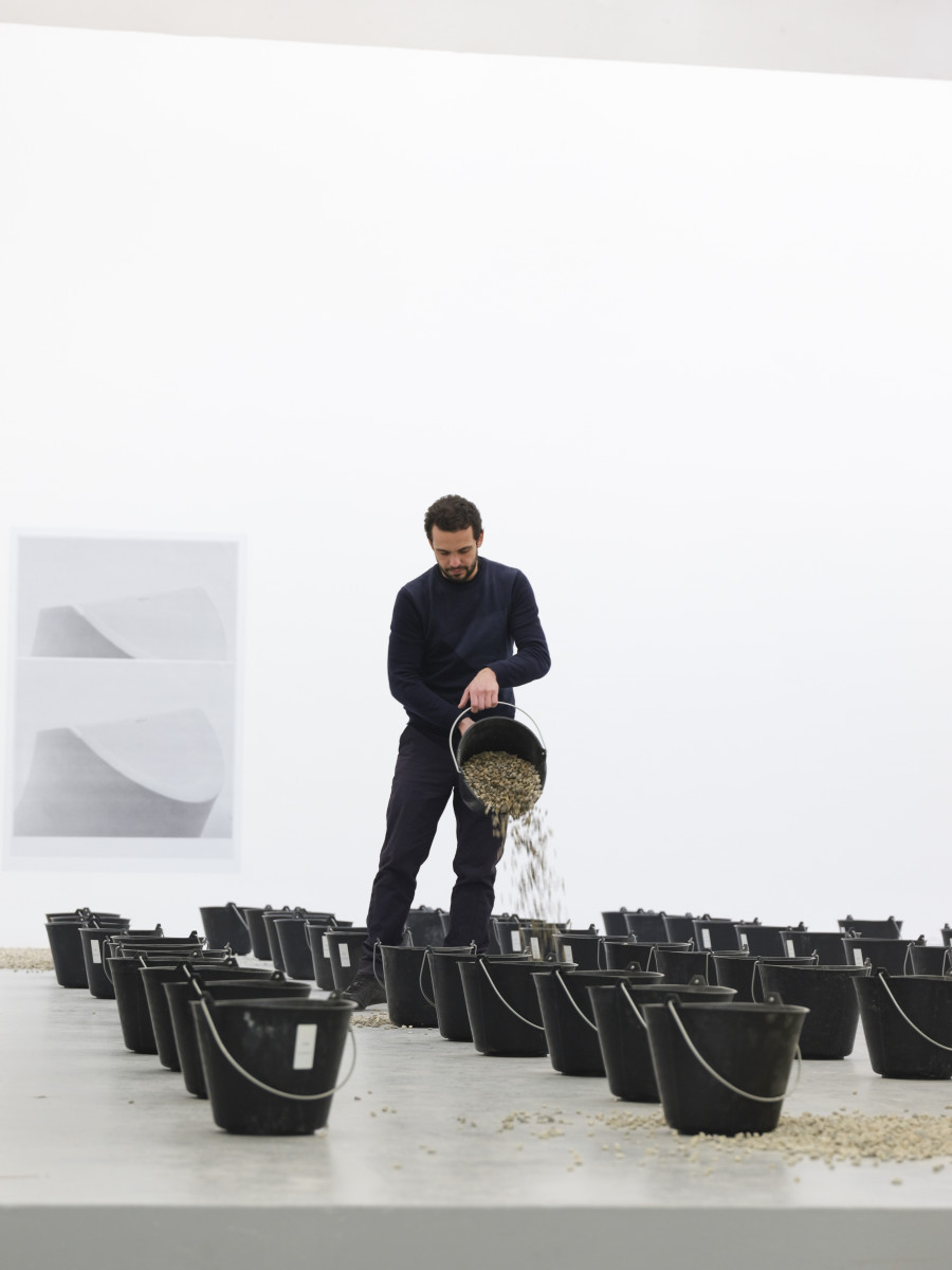 Mio Chareteau, view of the performance Grey, 2023 Photo: Sebastian Verdon.