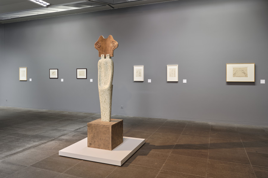 Exhibition view, Meret Oppenheim, My Exhibition, Kunstmuseum Bern, 2021-2022. © Kunstmuseum Bern, photo: Rolf Siegenthaler