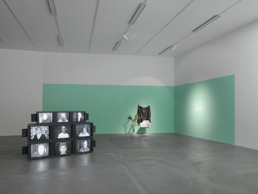 Installation view, ART CLUB2000, Selected Works 1992-1999, Kunsthalle Zürich, 2021, photo: Annik Wetter