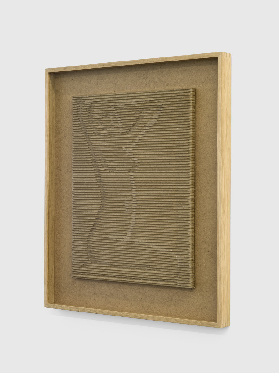 Markus Raetz, Nu, Bern, Aug. 1978, Corrugated cardboard, shaped and fixed (white glue “Konstruvit”, diluted), 87 x 75 x 6 cm. Photo: Cedic Mussano