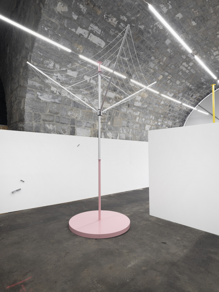 Installation view, Judith Kakon, Violets, lilacs, iodine, and violence, Tunnel Tunnel, Lausanne, 2025-2026. Photo credit: Julien Gremaud